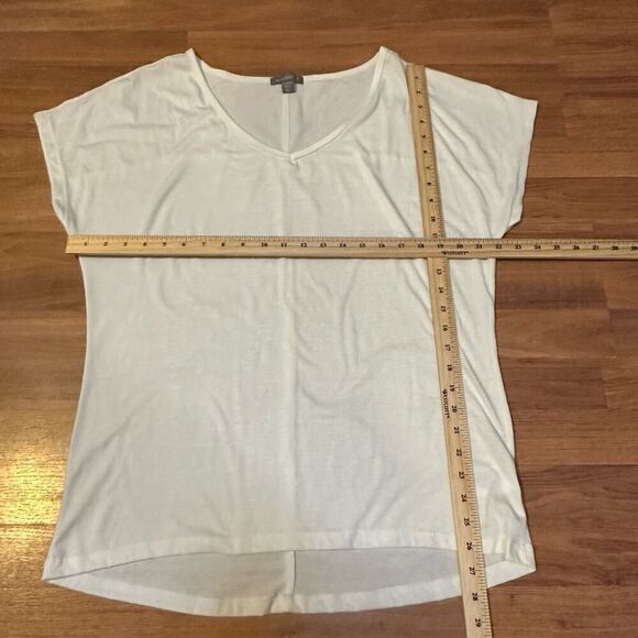 T-shirts V-neck short sleeve - Peace and Pearls, Justify - women’s size XL - Picture 10 of 16